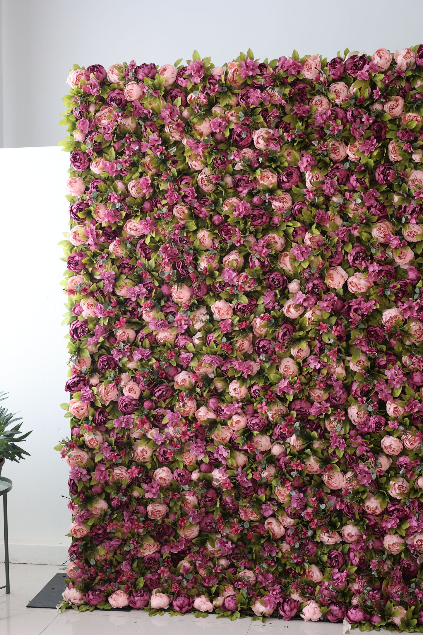 CB-001 Luxurious purple rose custom flower wall